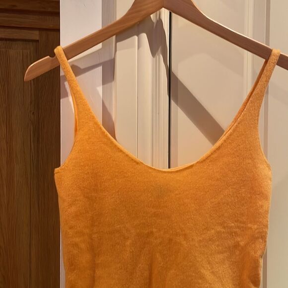 🎀 Vince 100% cashmere orange lightweight knit tank top xxs - Picture 4 of 12